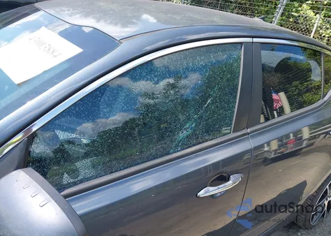 2015 Kia Optima Lx z USA, uszkodzony, nr VIN KNAGM4A74F5579623